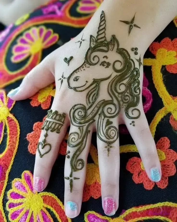 Cute Easy Mehndi Designs For Kids