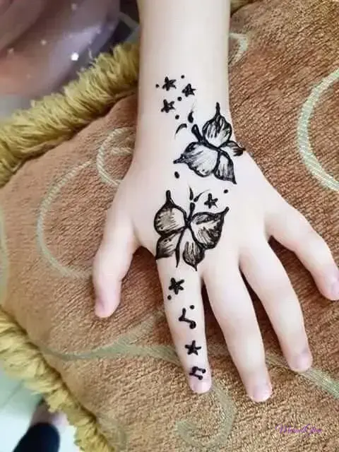 Cute Simple Mehndi Designs For Kids