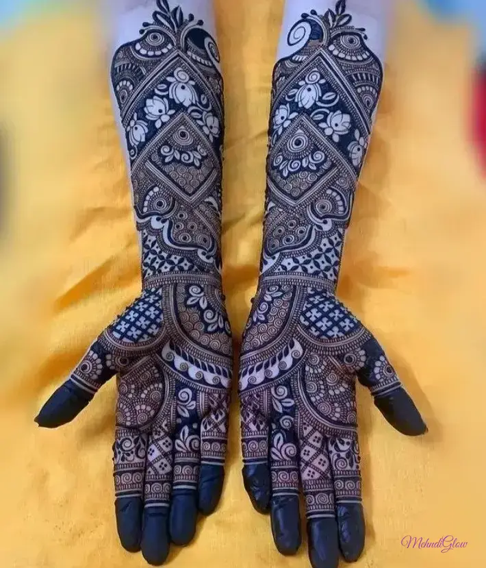 Easy Arabic Mehndi Designs Front Hand