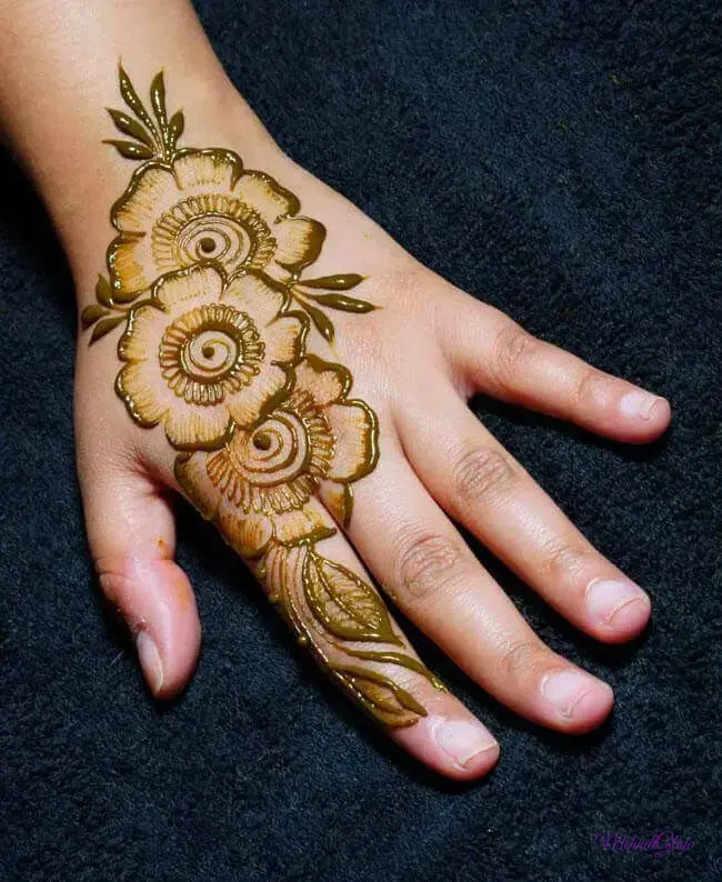 Full Hand Cute Easy Mehndi Designs For Kids