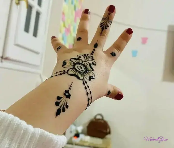 Full Hand Mehndi Designs For Kids