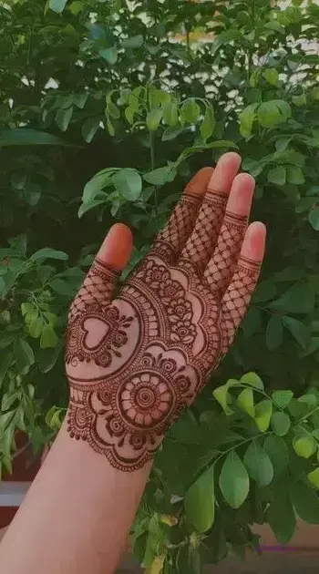 Mehndi Front Hand Design Simple