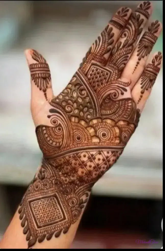 Simple Mehndi Design For Front Hand